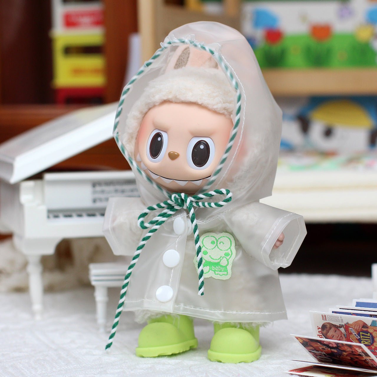 17cm Labubu doll raincoat heart - beating macaron Labubu doll clothes vinyl pendant doll clothes only - URANBATO