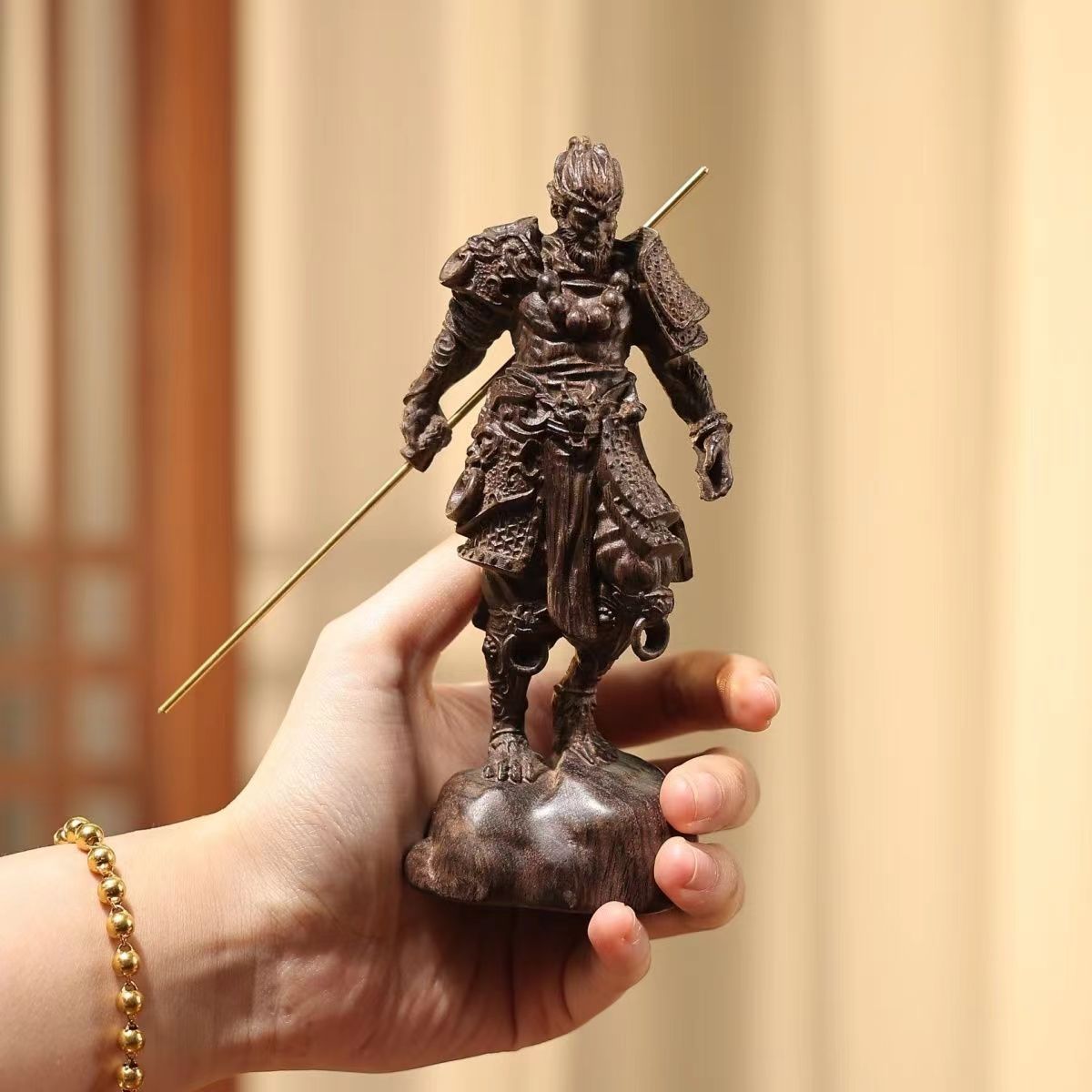 Agarwood hand - carved black Monkey King ornaments - URANBATO