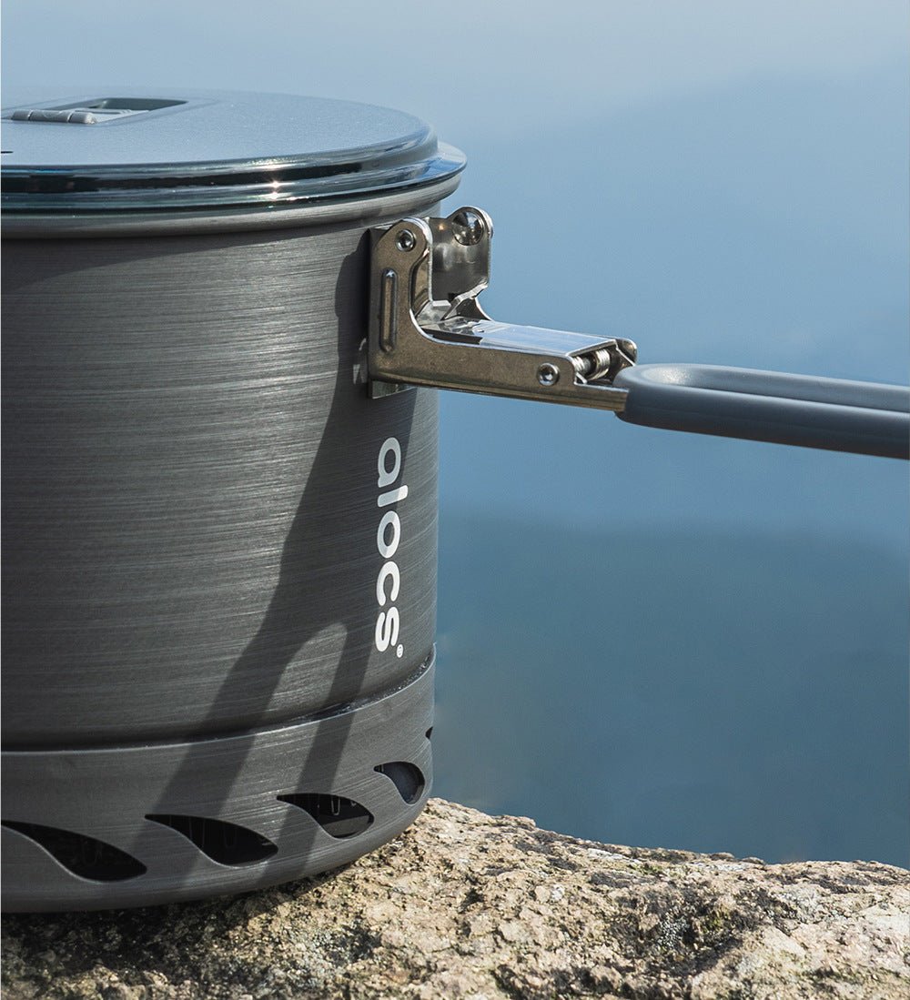 All - in - one outdoor hiking portable single - soldier pot, outdoor cooking stove with high - efficiency energy - gathering ring, camping pot and cookware set - URANBATO