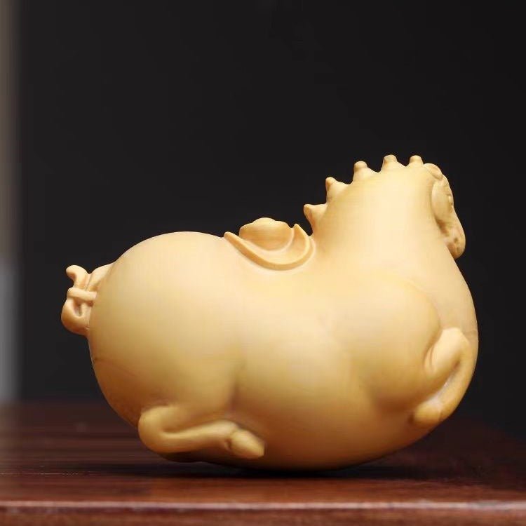 Authentic small - leaf boxwood small Tang horse, natural log cute fat horse, solid wood carved play hand - held small objects - URANBATO