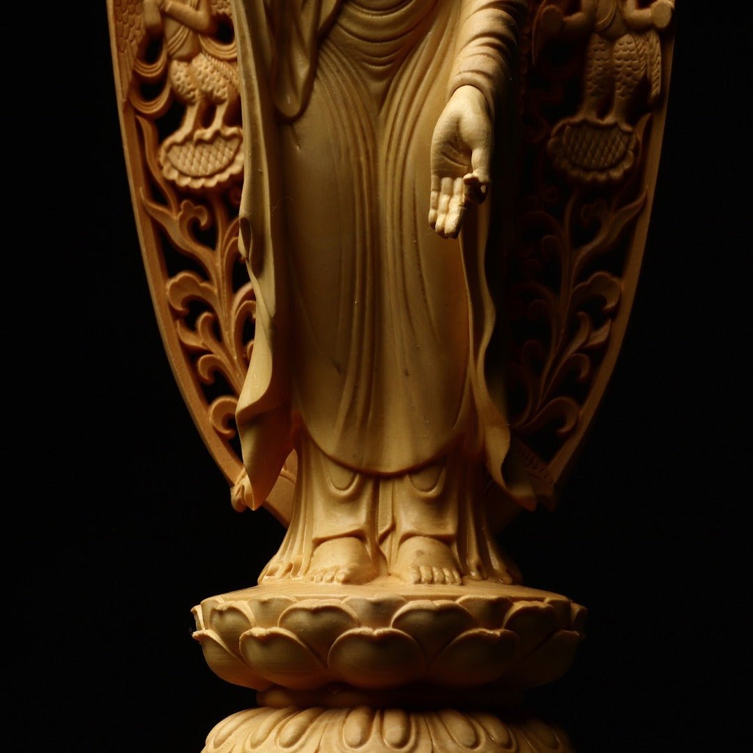 Boxwood carved Sakyamuni Buddha statue, lotus Buddha ornaments - URANBATO