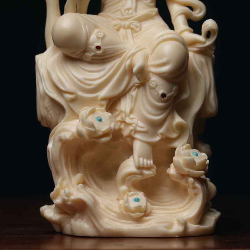 Ivory nut Nanhai Guanyin Bodhisattva statue - URANBATO