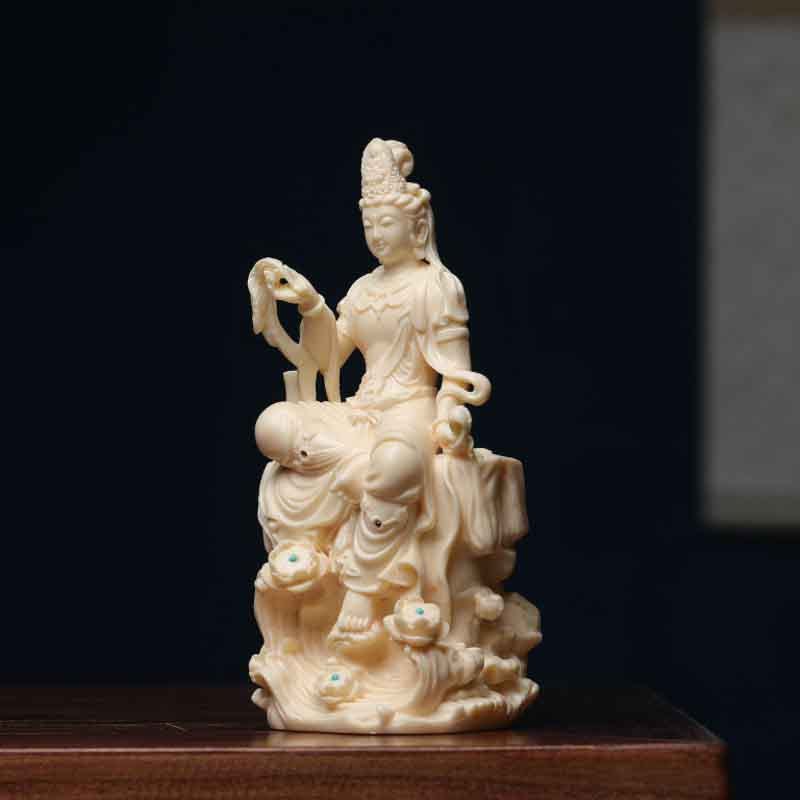 Ivory nut Nanhai Guanyin Bodhisattva statue - URANBATO