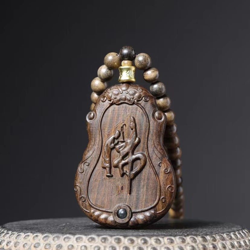 Jingping Guanyin pendant, made of natural old Dara agarwood, carved hand - held pieces, men and women's neck hanging ornaments wood carvings - URANBATO