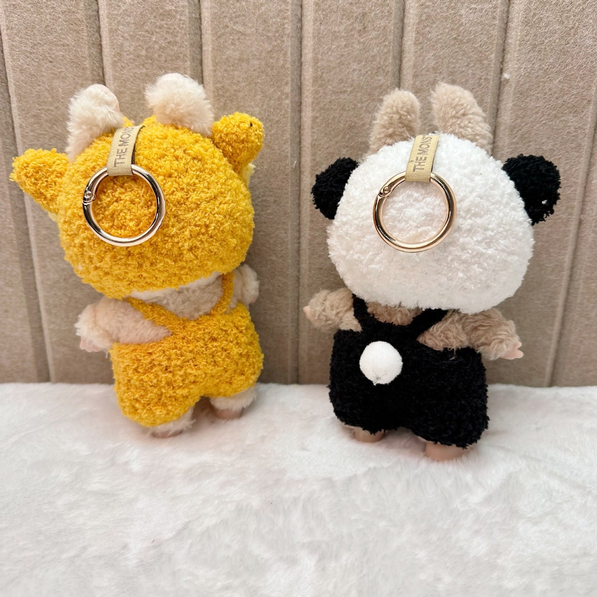 [Labubu Dress Up] 17CM Clothes Dress Up Labubu Handmade Garfield Panda Suit Keychain Baby Clothes - URANBATO