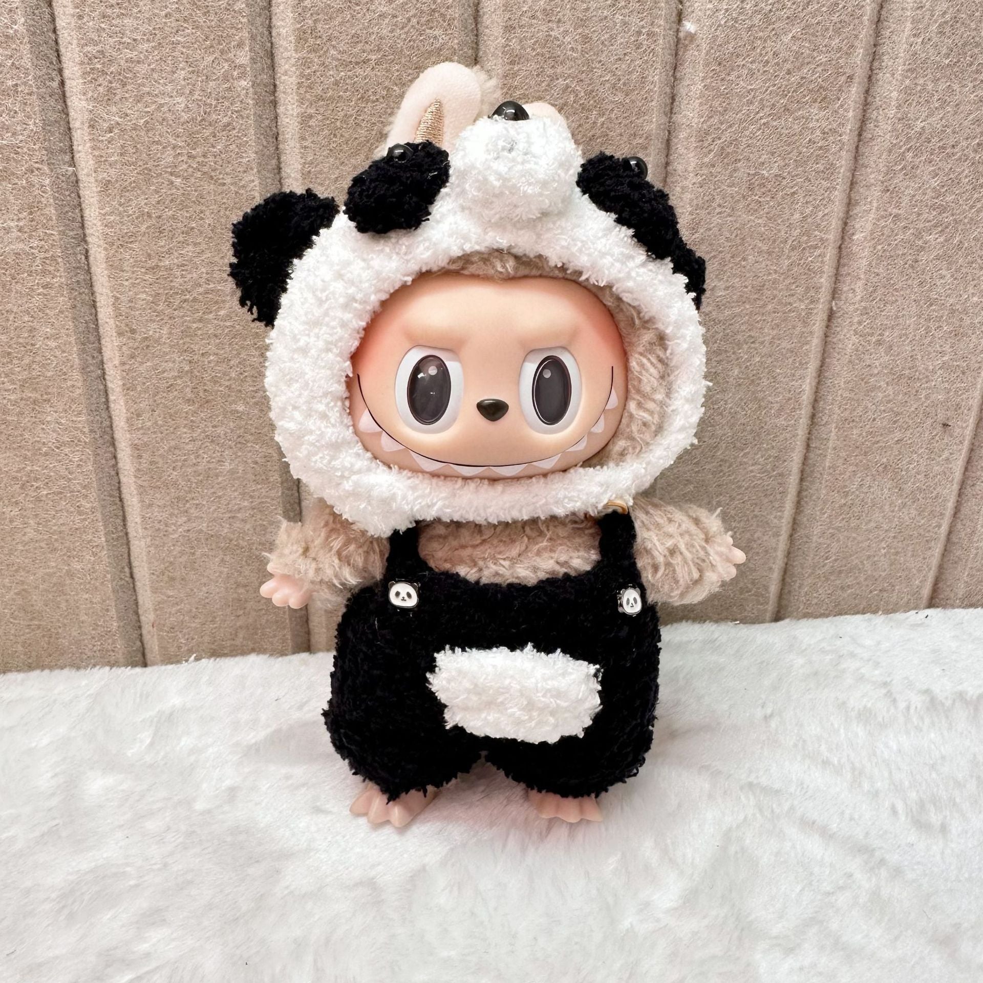 [Labubu Dress Up] 17CM Clothes Dress Up Labubu Handmade Garfield Panda Suit Keychain Baby Clothes - URANBATO