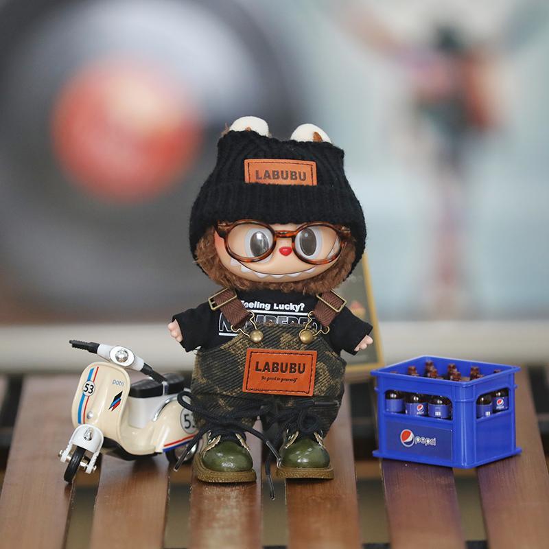 Pop Mart 17cm labubu doll clothes, doll shoes, suspenders + leather shoes + woolen hat + glasses four - piece set - URANBATO