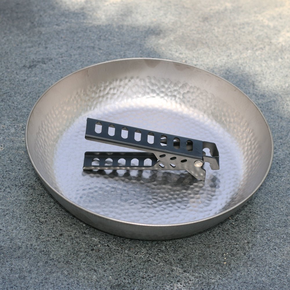 Pure titanium flat bottom frying pan, Storm furnace exclusive outdoor frying pan, uncoated hand hammered non - stick pan, corrosion - resistant frying pan, high temperature resistant pan, healthy and safe, pure titanium pan - URANBATO