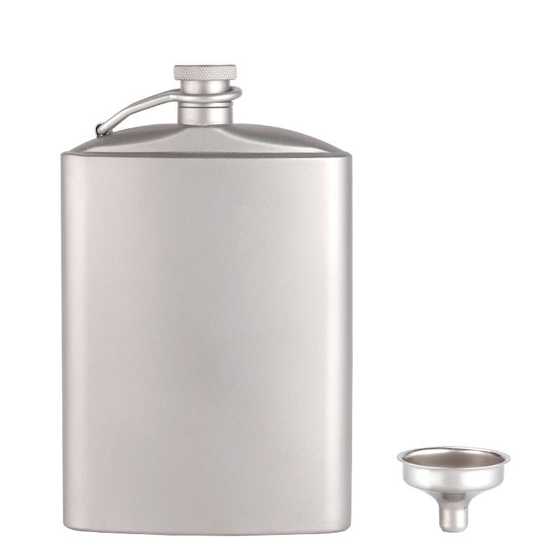 Pure titanium portable hip flask，Pure Titanium Flask,150g Featherweight,200ml Liquid Zero Metallic Taste, - 30℃ Unbreakable - URANBATO